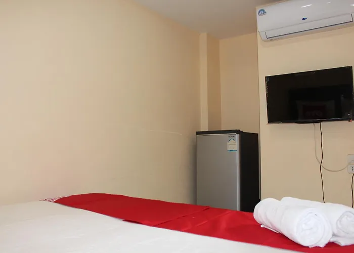Awa Don Muang Hotel